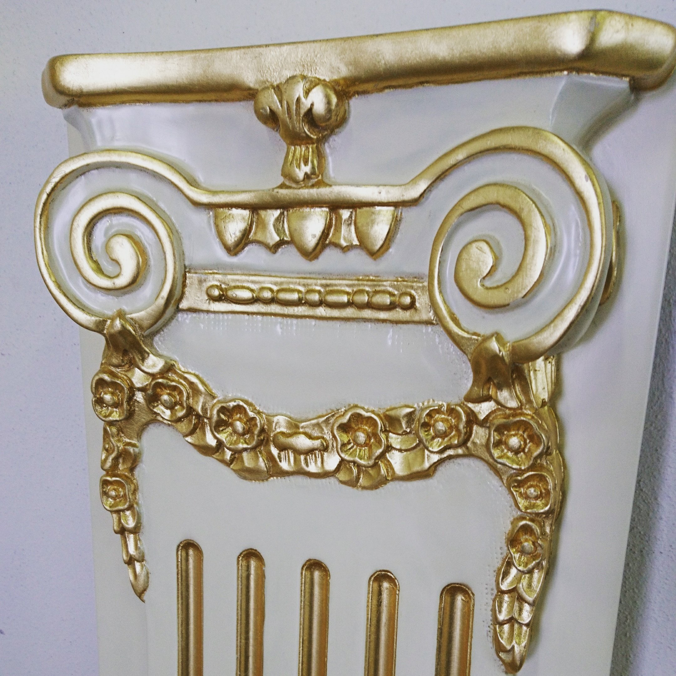 Decorazione foglia oro su intarsio - SG LUCIDATURA